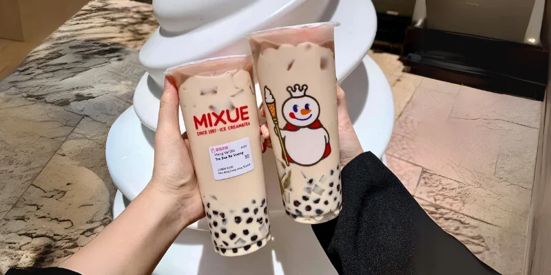 Review chi tiết trà sữa Bá Vương Mixue giá 30.000 VNĐ